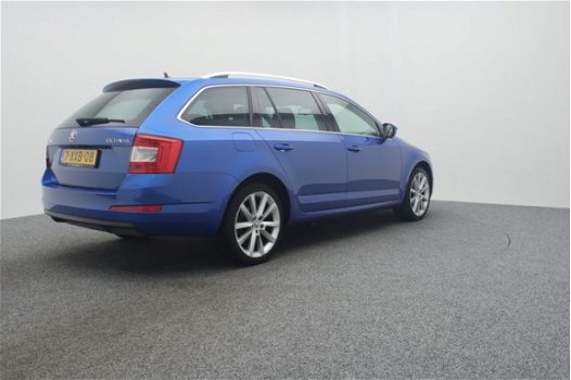 Skoda Octavia Combi - 1.2 TSI Greentech Elegance Businessline VX17919 | Xenon | LED | Navi | Climate - 1