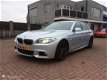 BMW 5-serie Touring - 520d H- Exe M-Pakket panorama dak boekjes nap - 1 - Thumbnail