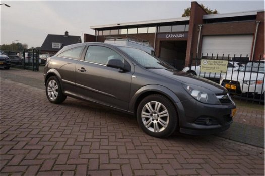 Opel Astra GTC - 1.7 CDTI 125PK COSMO LUXE 1E EIG NL AUTO NAVI LEDER STOELVERW. AUT.AIRCO CRUISECONT - 1