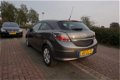 Opel Astra GTC - 1.7 CDTI 125PK COSMO LUXE 1E EIG NL AUTO NAVI LEDER STOELVERW. AUT.AIRCO CRUISECONT - 1 - Thumbnail