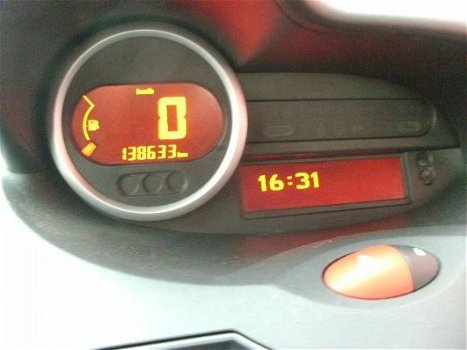 Renault Twingo - 1.2-16V Dynamique / Airco - 1