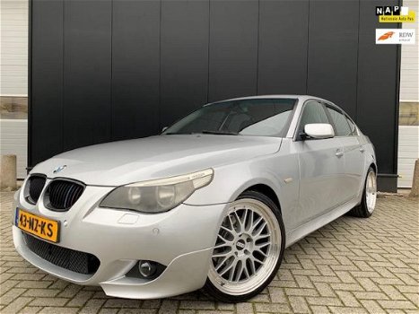 BMW 5-serie - 525i 2004 M-PAKKET/20''BBS LMV/6VERSN/NAP/ETC - 1