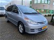 Toyota Previa - 2.0 D-4D Sol Window Van NAP / APK TOT 10-2020 / AIRCO / GRIJS KENTEKEN - 1 - Thumbnail