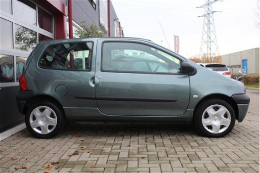 Renault Twingo - 1.2 Expression | Airco | Elektrische ramen | NAP | APK | - 1