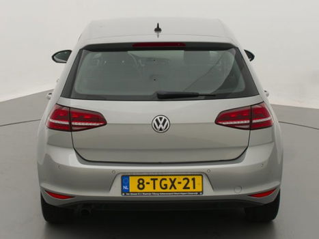 Volkswagen Golf - 1.6 TDI DSG Highline Xenon/Navi/PDC 5-drs - 1