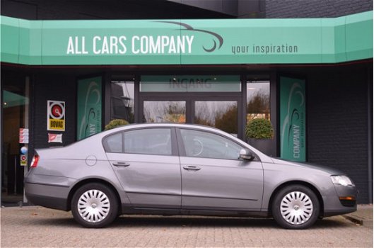 Volkswagen Passat - 2.0 TDI Trendline Aut. Nieuwe APK Airco, Navi, Origineel NL - 1