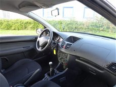 Peugeot 206 - 1.1 XR