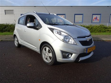 Chevrolet Spark - 1.2 16V LT - 1