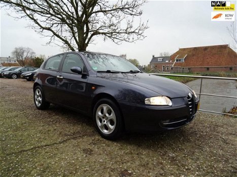 Alfa Romeo 147 - 1.6 T.Spark Veloce Progression LPG G3 + Nieuwe APK Nu 1.975, - 1