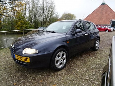 Alfa Romeo 147 - 1.6 T.Spark Veloce Progression LPG G3 + Nieuwe APK Nu 1.975, - 1