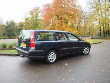 Volvo V70 - 2.4 D Edition I, YOUNGTIMER - 1