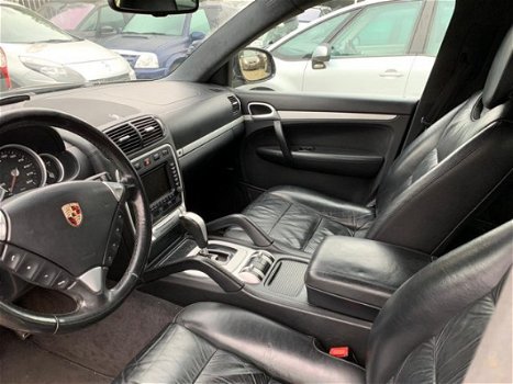 Porsche Cayenne - 4.5 Turbo - 1