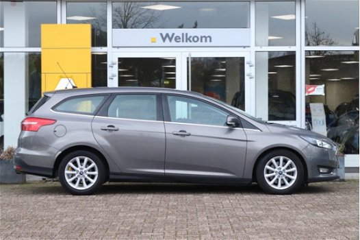 Ford Focus Wagon - 1.5 Titanium Edition NAVI STOELVERWARMING - 1