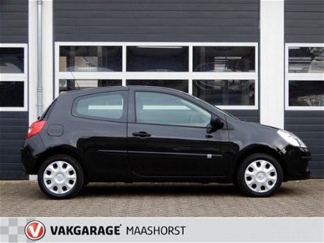 Renault Clio - 1.2-16V Authentique / airco - 1