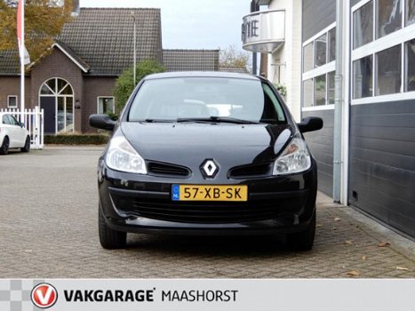 Renault Clio - 1.2-16V Authentique / airco - 1