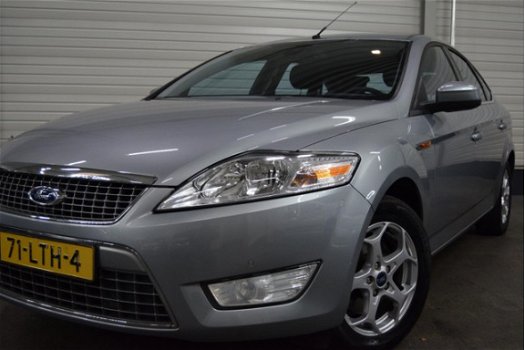 Ford Mondeo - 2.0-16V Limited +NAVI/PARKEERSENSOREN VOOR EN ACHTER/TREKHAAK - 1