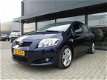 Toyota Auris - 2.2 D-4D D-Cat Executive Leder Navi 2009 - 1 - Thumbnail