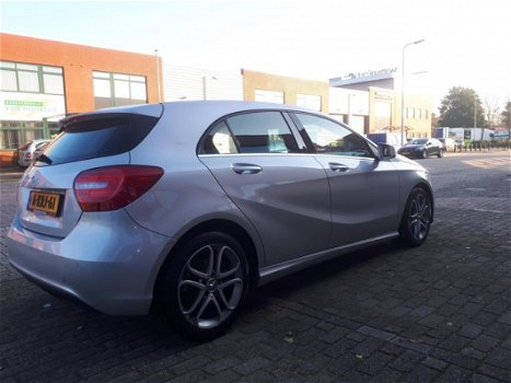 Mercedes-Benz A-klasse - 180 Edition Navigatie 4U3 Airco, navi, Nap, Bj 2013 - 1