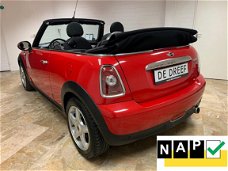 Mini Mini Cabrio - 1.6 John Cooper Works Pepper ZONDAG ' s open van 12-tot 17 uur