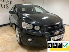 Chevrolet Aveo - 1.4 LTZ ZONDAG ' s open van 12-tot 17 uur