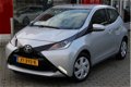 Toyota Aygo - 1.0 VVT-i x-play *BLUETOOTH / SNELHEIDSBEGRENZER - 1 - Thumbnail