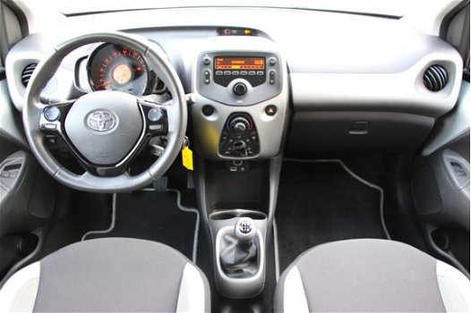 Toyota Aygo - 1.0 VVT-i x-play *BLUETOOTH / SNELHEIDSBEGRENZER - 1