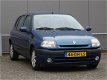 Renault Clio - 1.6 RXE AUTOMAAT APK 2020 (bj1999) - 1 - Thumbnail