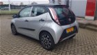 Toyota Aygo - 1.0 VVT-i x-now Bi-Tone Edition - 1 - Thumbnail