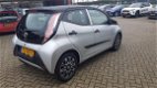 Toyota Aygo - 1.0 VVT-i x-now Bi-Tone Edition - 1 - Thumbnail