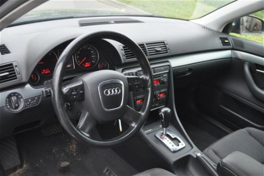 Audi A4 Avant - 2.0 TDI Pro Line NAVI/AIRCO EXPORT - 1