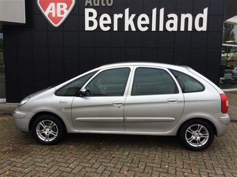 Citroën Xsara Picasso - 1.6i-16V Caractère*Climate control*PDC*Trekh*110pk*NAP* geen inruil - 1