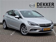 Opel Astra - 1.4 Turbo Innovation met Navi / Camera / Sport pakket / Donkere hemel