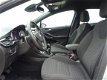 Opel Astra - 1.4 Turbo Innovation met Navi / Camera / Sport pakket / Donkere hemel - 1 - Thumbnail