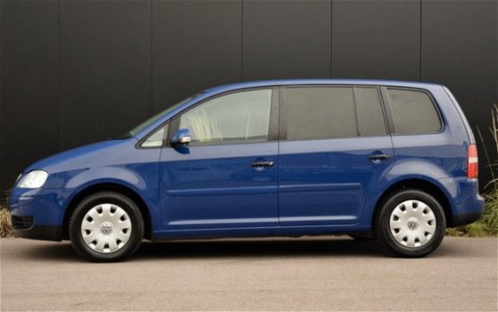 Volkswagen Touran - 1.9 TDI Grijs kenteken | Cruise Control | Trekhaak | Radio/CD | Prijs is ex BTW - 1