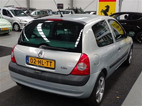 Renault Clio - 1.2-16V Authentique Stuurbekrachtiging Nap 173203 km - 1