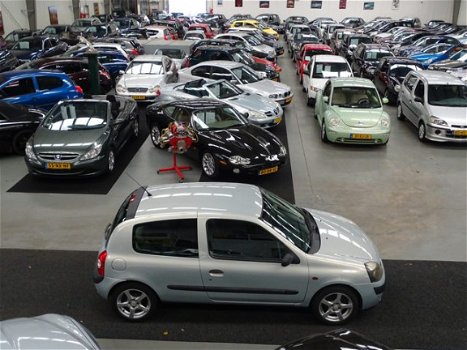 Renault Clio - 1.2-16V Authentique Stuurbekrachtiging Nap 173203 km - 1