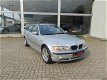 BMW 3-serie Touring - 330 330Xi AUT Exec Nap Harman Kardon Navi Xenon - 1 - Thumbnail