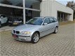 BMW 3-serie Touring - 330 330Xi AUT Exec Nap Harman Kardon Navi Xenon - 1 - Thumbnail