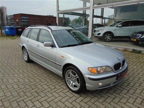 BMW 3-serie Touring - 330 330Xi AUT Exec Nap Harman Kardon Navi Xenon - 1