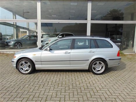 BMW 3-serie Touring - 330 330Xi AUT Exec Nap Harman Kardon Navi Xenon - 1