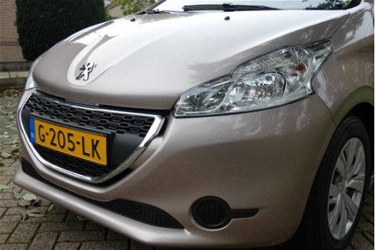 Peugeot 208 - 1.2 VTi Blue Lease 5 drs automaat-navigatie-pdc dealer onderhouden - 1