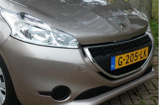 Peugeot 208 - 1.2 VTi Blue Lease 5 drs automaat-navigatie-pdc dealer onderhouden - 1