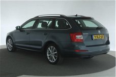 Skoda Octavia Combi - 1.4 TSI Greentech Aut. Elegance Business [Xenon Nav]