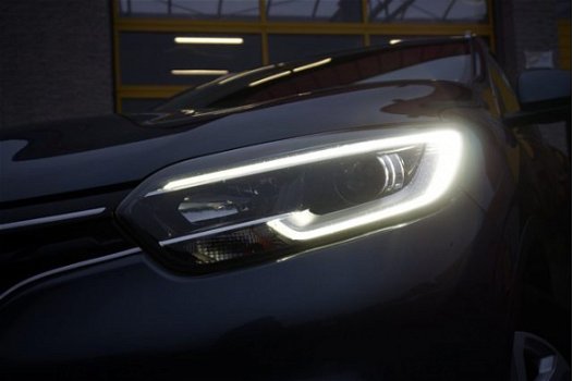 Renault Kadjar - 1.5 dCi Intens AUTOMAAT BJ2015 LED | LMV17