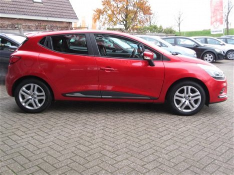 Renault Clio - 0.9 TCe Zen| 90-PK| 5-Deurs| | AIRCO | 1e EIGENAAR | NAVIGATIE | CRUISE CONTROL | BOV - 1