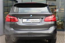 BMW 2-serie Active Tourer - 216i Centennial Executive / Navigatie