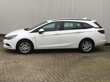 Opel Astra Sports Tourer - 1.0 Online Edition Navi / PDC / Camera - 1