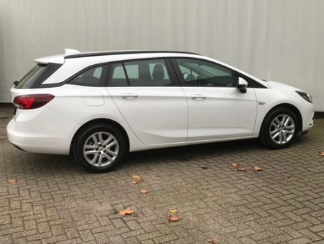 Opel Astra Sports Tourer - 1.0 Online Edition Navi / PDC / Camera - 1