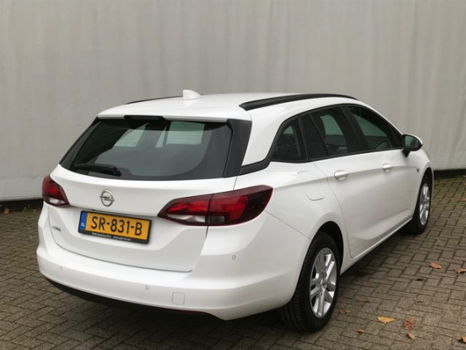 Opel Astra Sports Tourer - 1.0 Online Edition Navi / PDC / Camera - 1