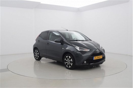 Toyota Aygo - 1.0 VVT-i x-first X-beat Apple Carplay 5drs - 1